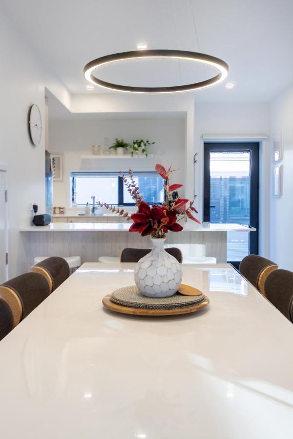 Walk To Riverside Market 4 Bed 4 Bath With Car Park Christchurch Exterior foto